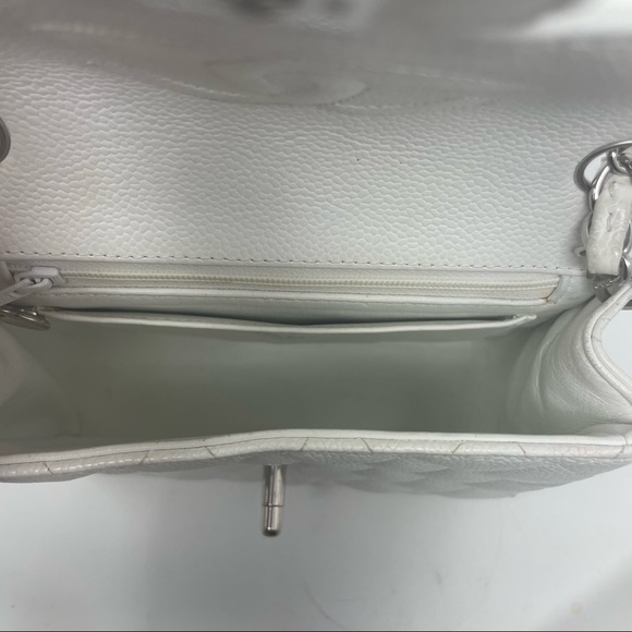 Sold Chanel Vintage White caviar mini square, silver hardware. - Picture 12 of 16